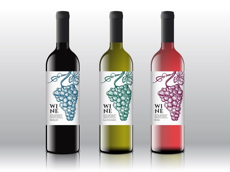 Etiketten auf Rolle für Wein